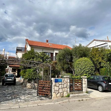 Apartmani Zora Cres Esterno foto