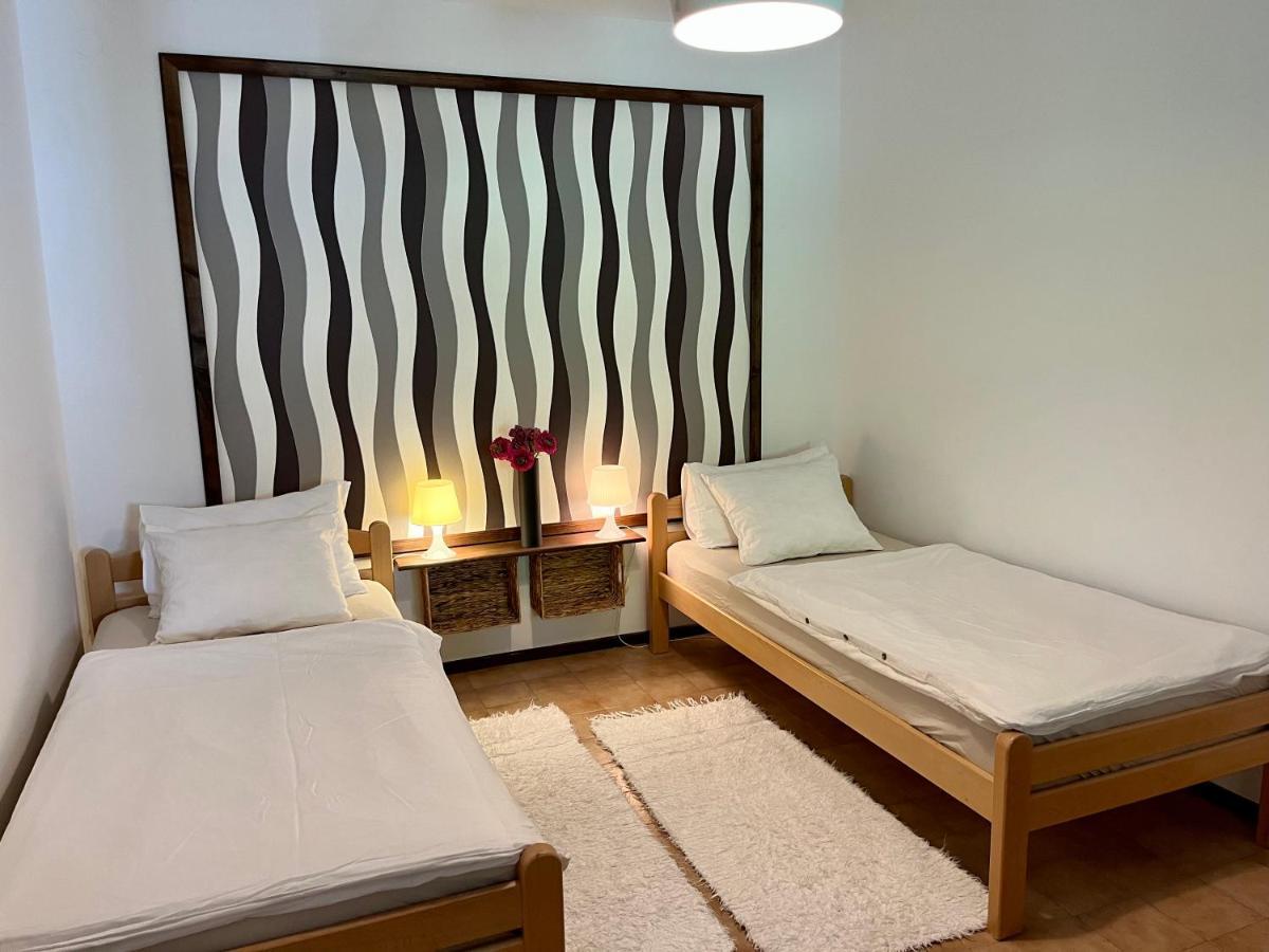 Apartmani Zora Cres Esterno foto