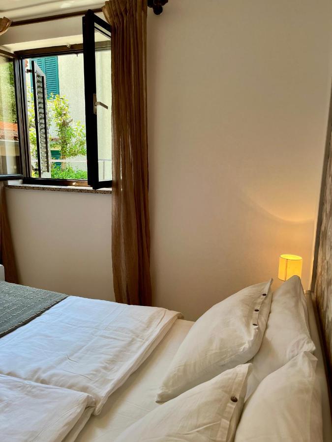 Apartmani Zora Cres Esterno foto