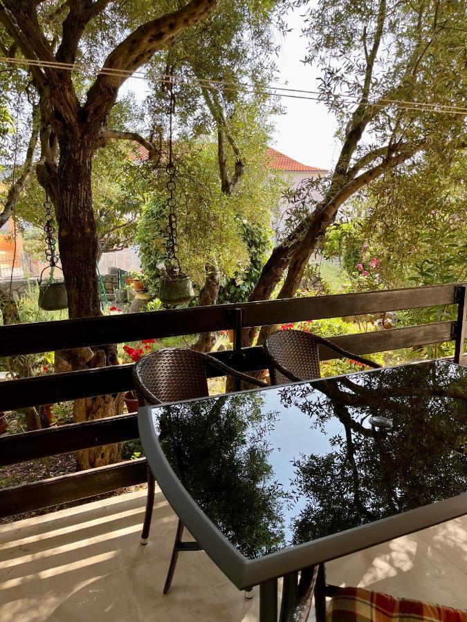 Apartmani Zora Cres Esterno foto